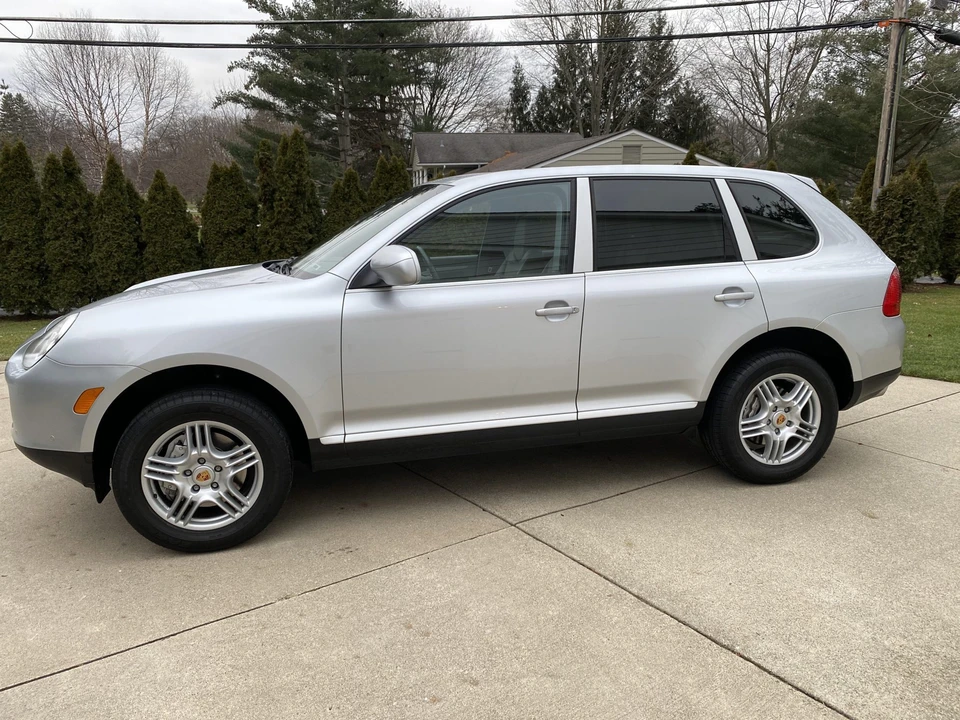 2004 Porsche 955/957 Cayenne S - Image 2 of 31