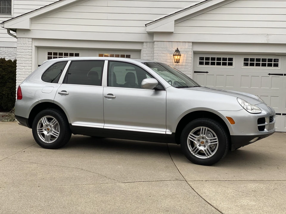 2004 Porsche 955/957 Cayenne S - Image 10 of 31