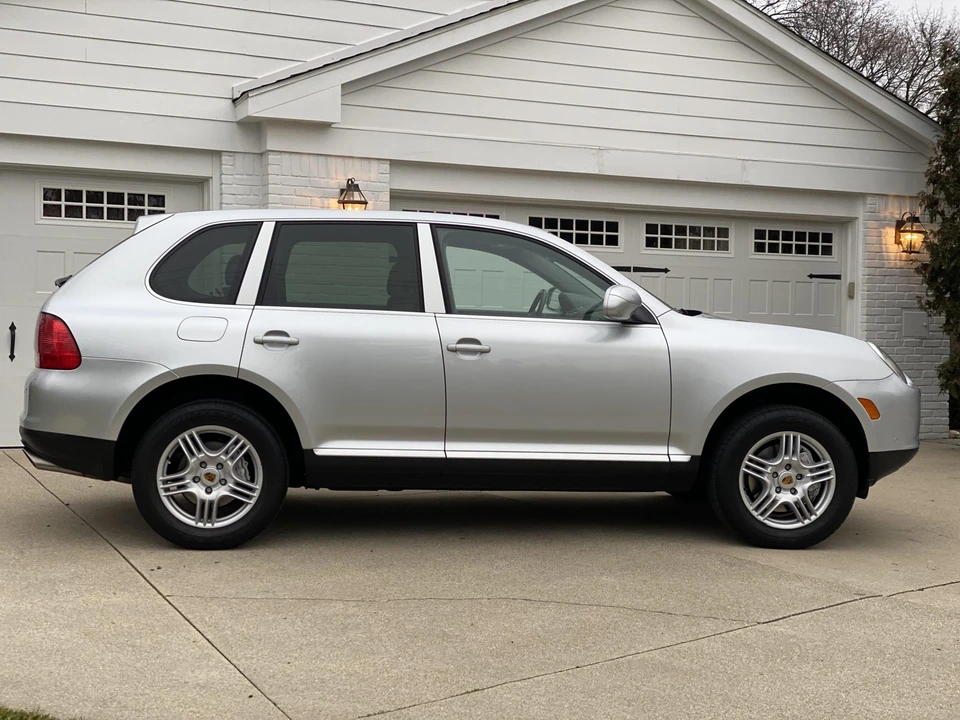 2004 Porsche 955/957 Cayenne S - Image 11 of 31