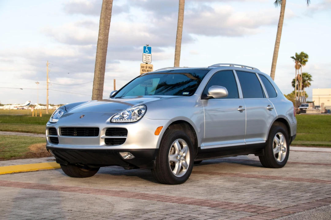 2004 Porsche 955/957 Cayenne S - Image 2 of 31