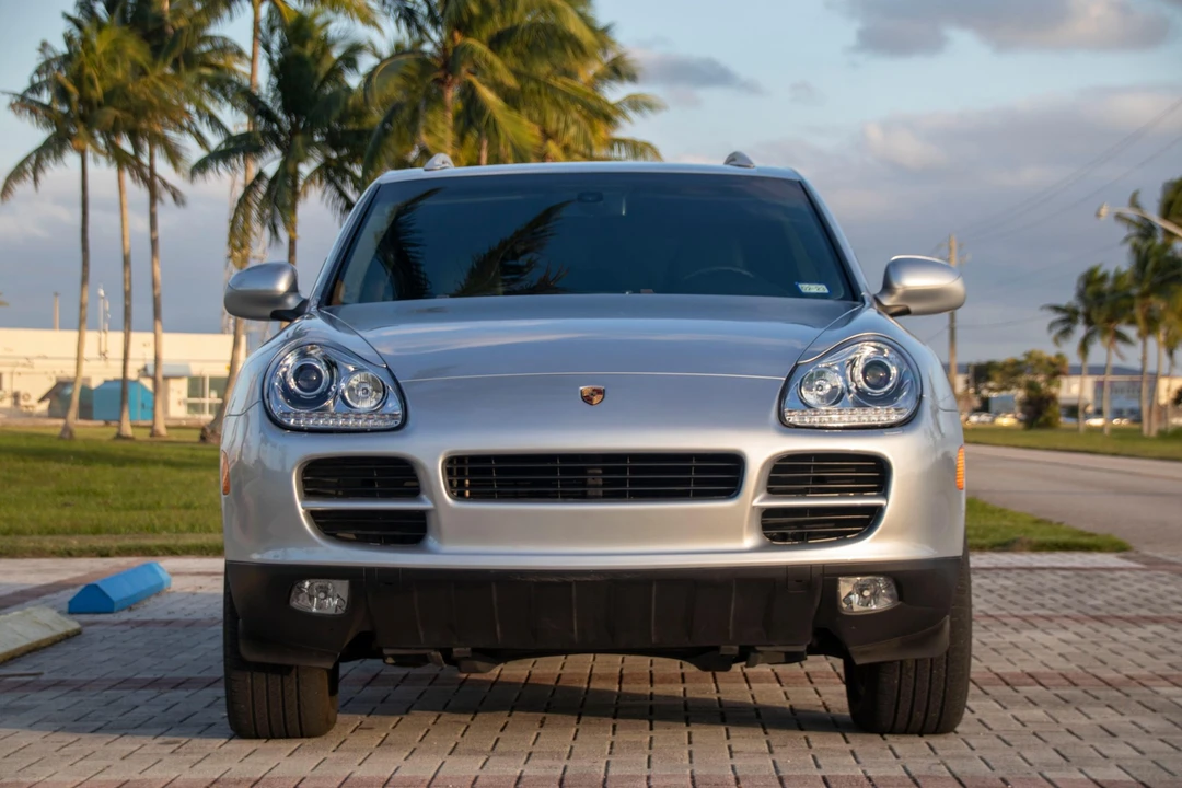 2004 Porsche 955/957 Cayenne S - Image 5 of 31