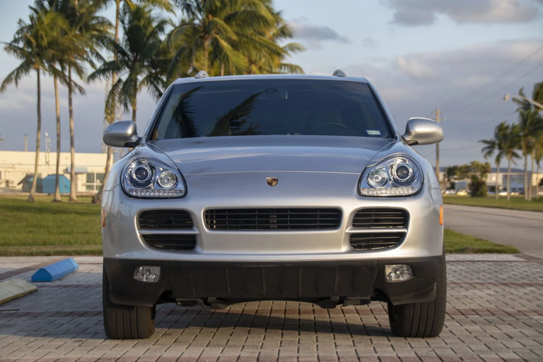2004 Porsche 955/957 Cayenne S - Image 4 of 31