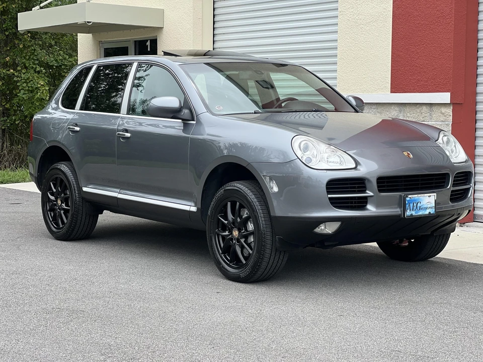 2004 Porsche 955/957 Cayenne S - Image 14 of 31