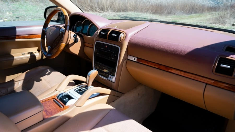 2004 Porsche 955/957 Cayenne S - Image 15 of 31