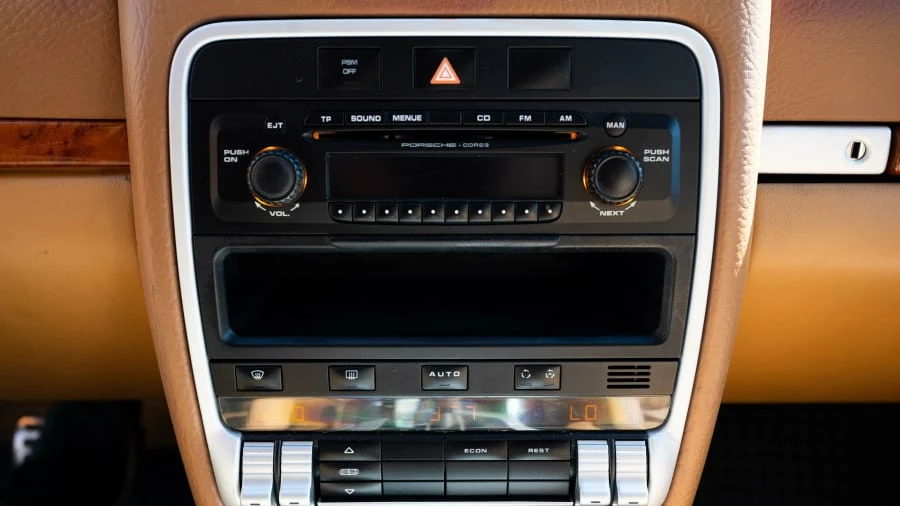 2004 Porsche 955/957 Cayenne S - Image 19 of 31