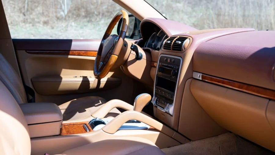 2004 Porsche 955/957 Cayenne S - Image 27 of 31