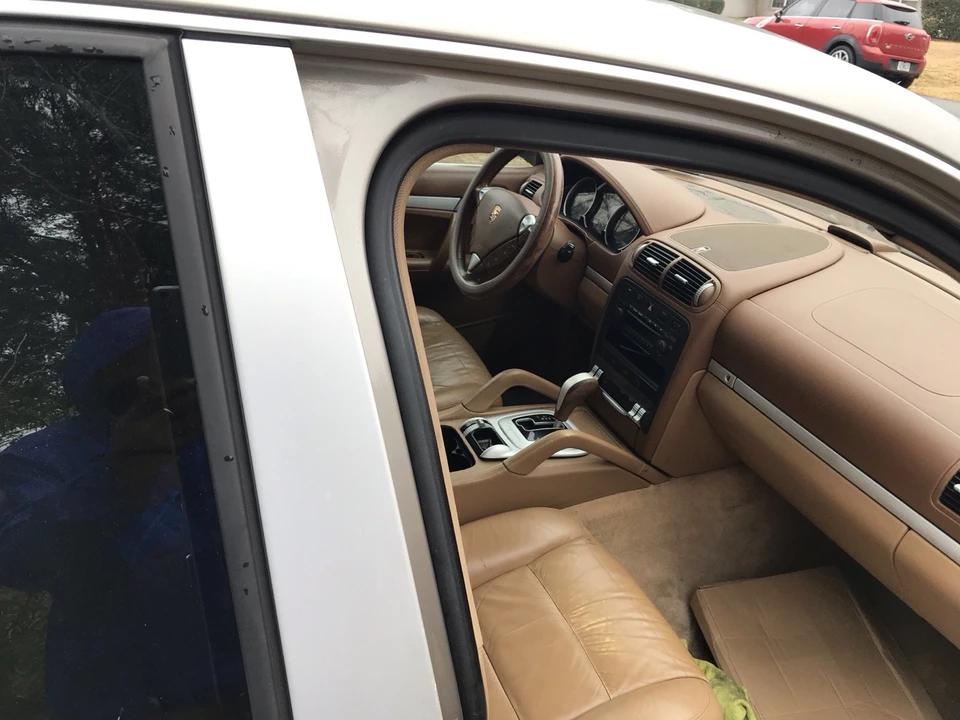 2004 Porsche 955/957 Cayenne S - Image 18 of 21