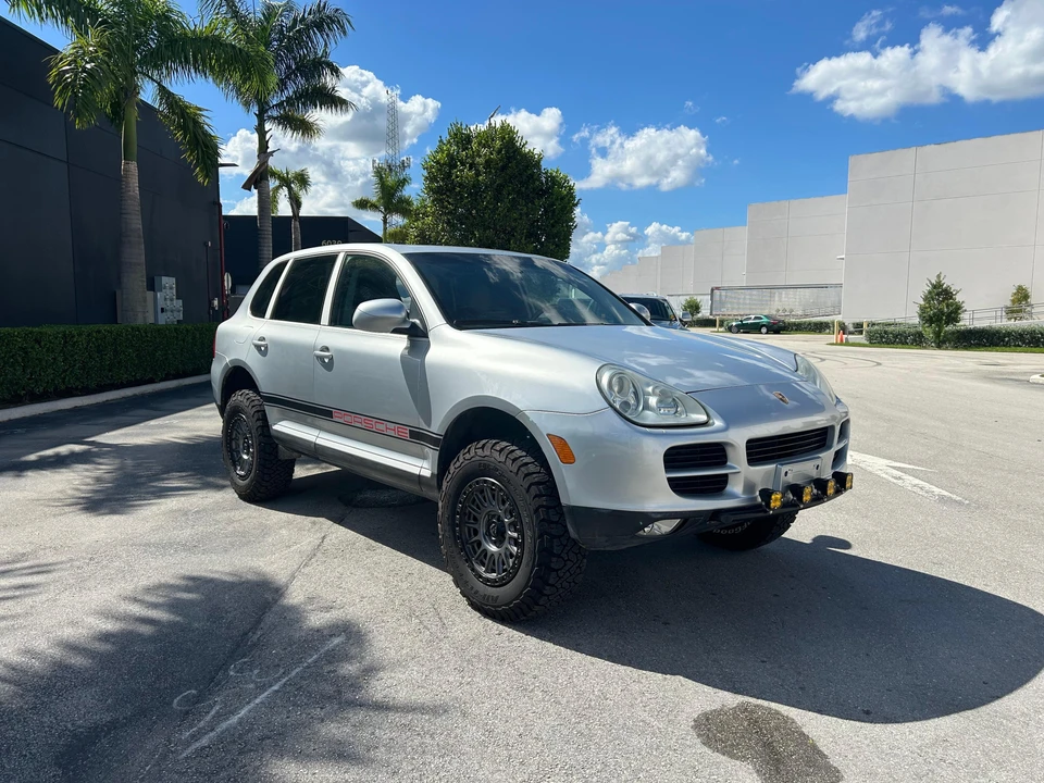2004 Porsche 955/957 Cayenne S - Image 10 of 31