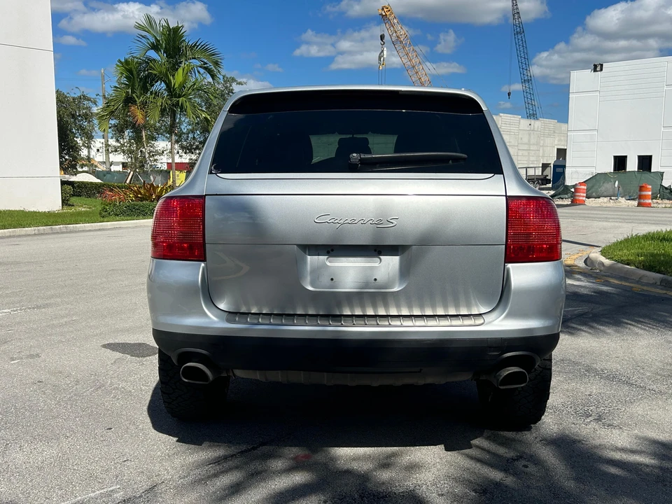 2004 Porsche 955/957 Cayenne S - Image 9 of 31