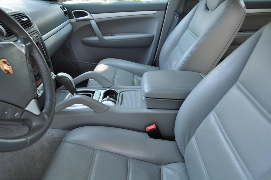 2004 Porsche 955/957 Cayenne S - Image 30 of 31