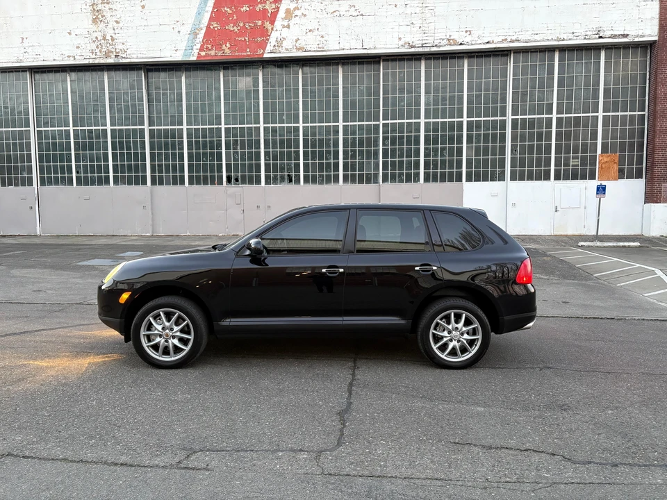 2004 Porsche 955/957 Cayenne S - Image 9 of 31
