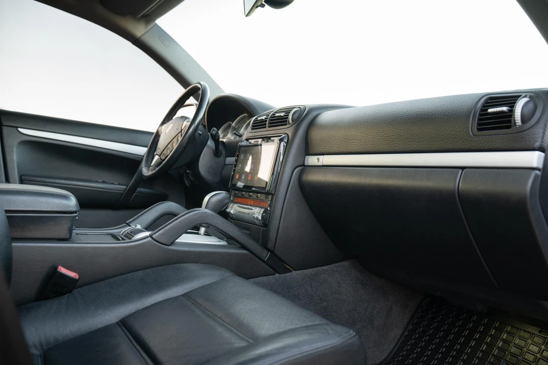 2004 Porsche 955/957 Cayenne S - Image 29 of 31