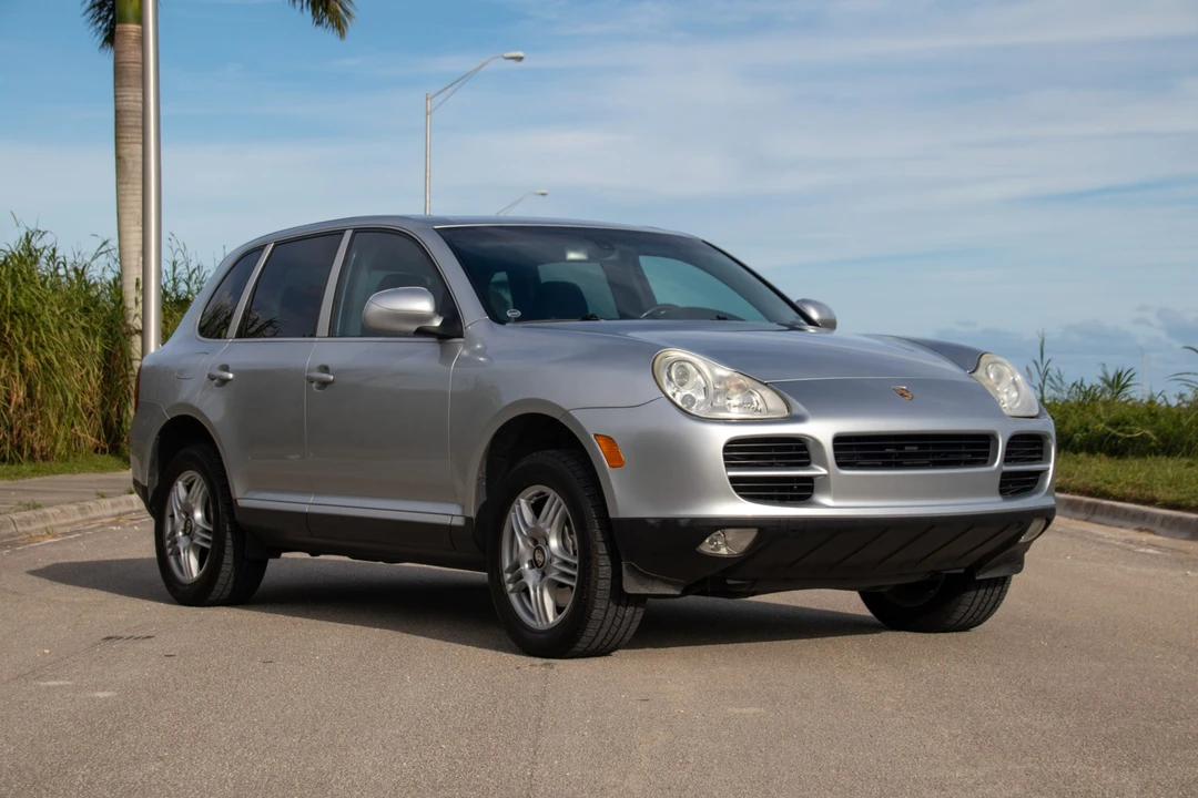 2004 Porsche 955/957 Cayenne S - Image 10 of 31