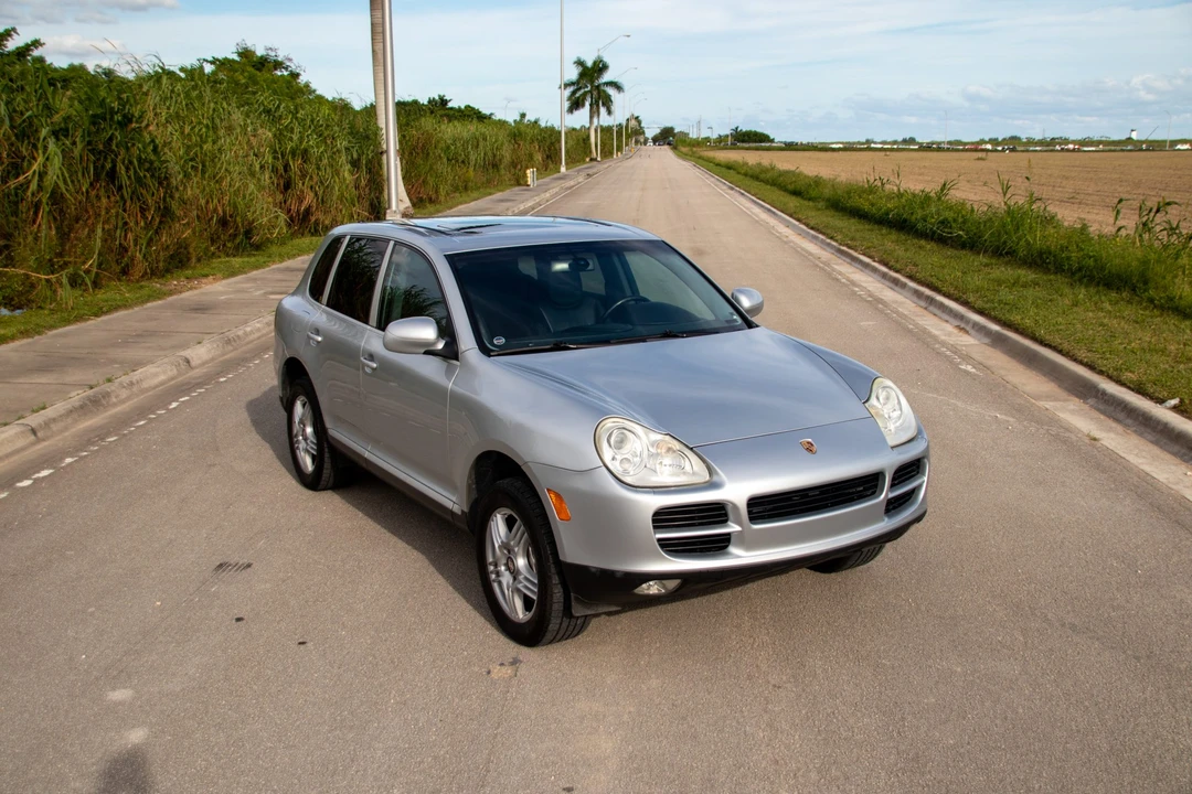 2004 Porsche 955/957 Cayenne S - Image 7 of 31
