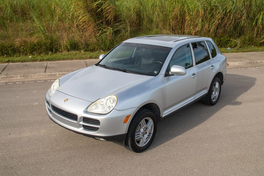 2004 Porsche 955/957 Cayenne S - Image 2 of 31