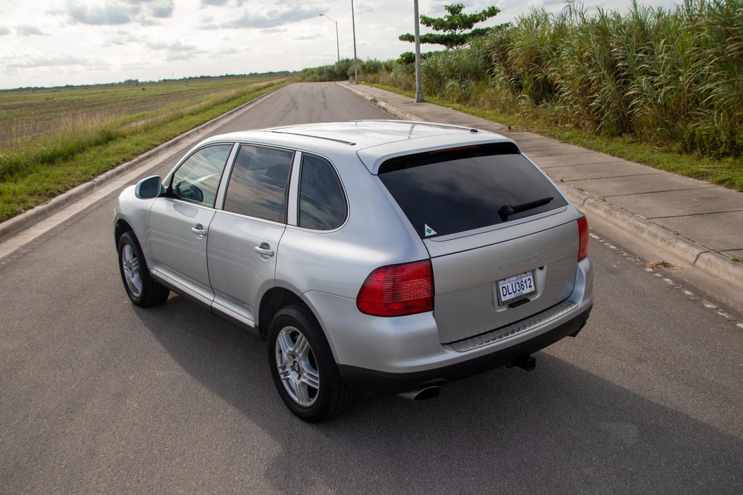 2004 Porsche 955/957 Cayenne S - Image 18 of 31
