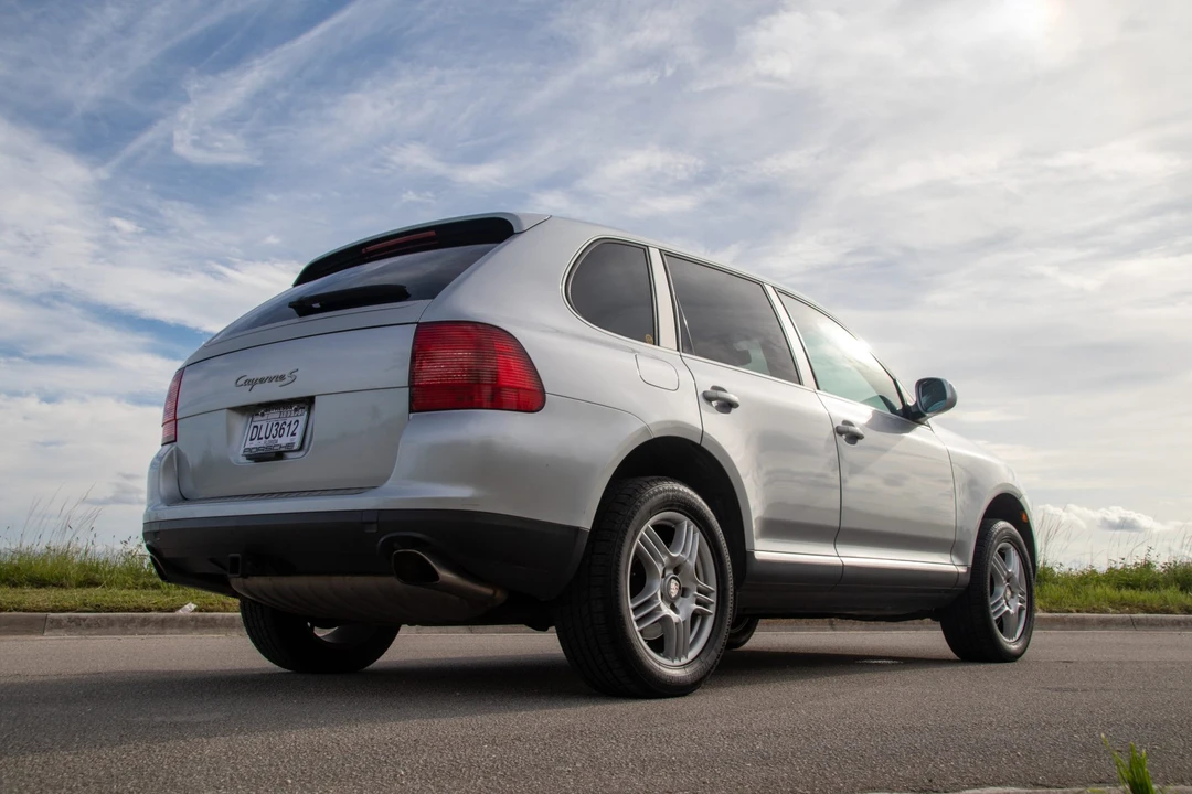 2004 Porsche 955/957 Cayenne S - Image 13 of 31