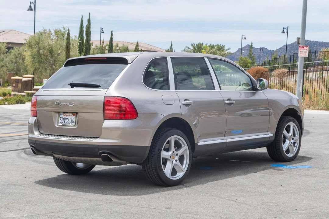 2004 Porsche 955/957 Cayenne S - Image 10 of 31