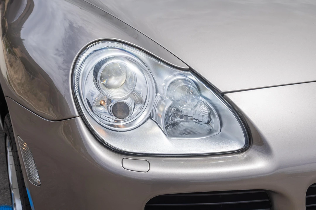 2004 Porsche 955/957 Cayenne S - Image 16 of 31