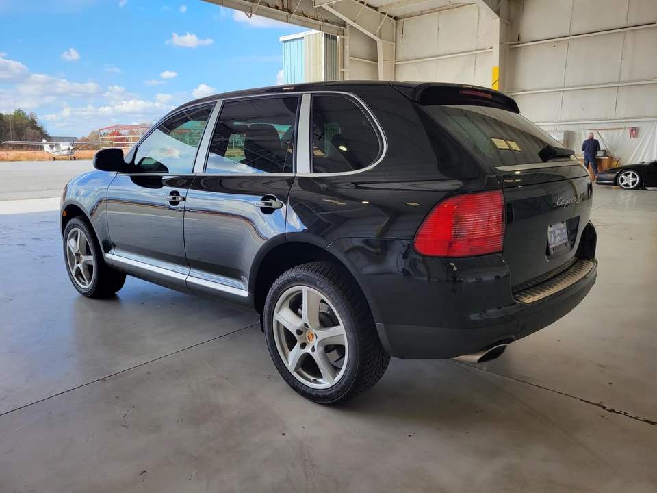 2004 Porsche 955/957 Cayenne S - Image 11 of 31