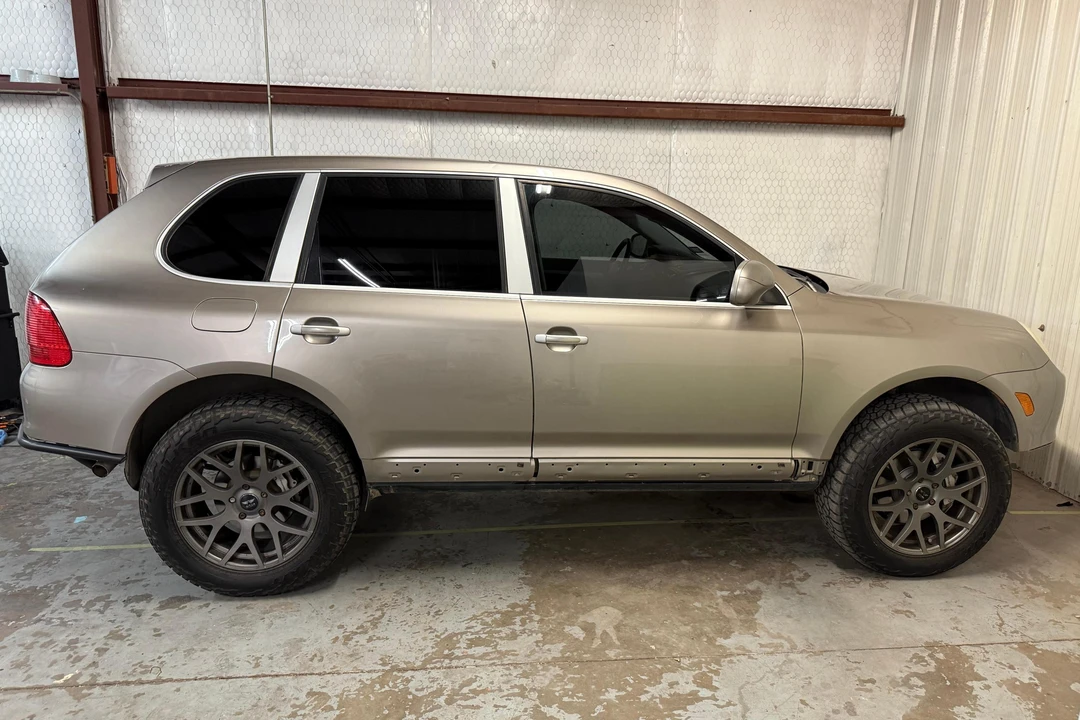 2004 Porsche 955/957 Cayenne S - Image 3 of 31