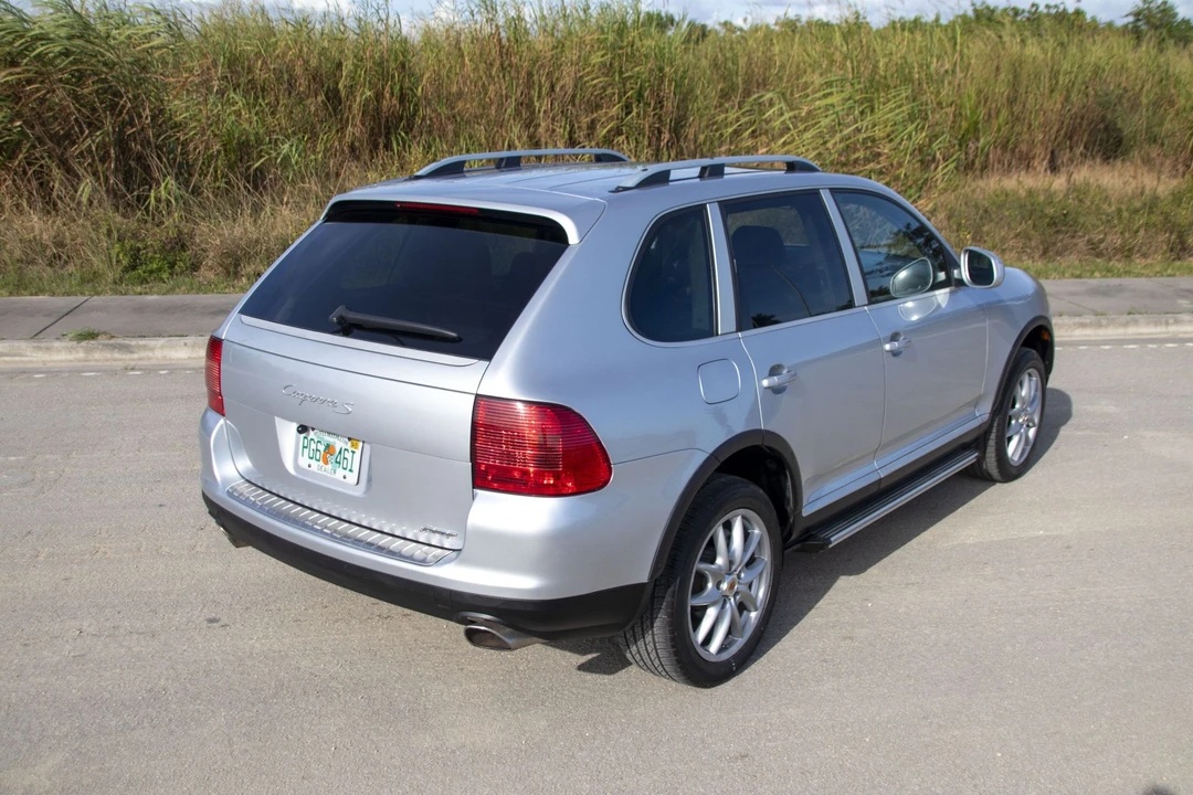 2004 Porsche 955/957 Cayenne S - Image 12 of 31