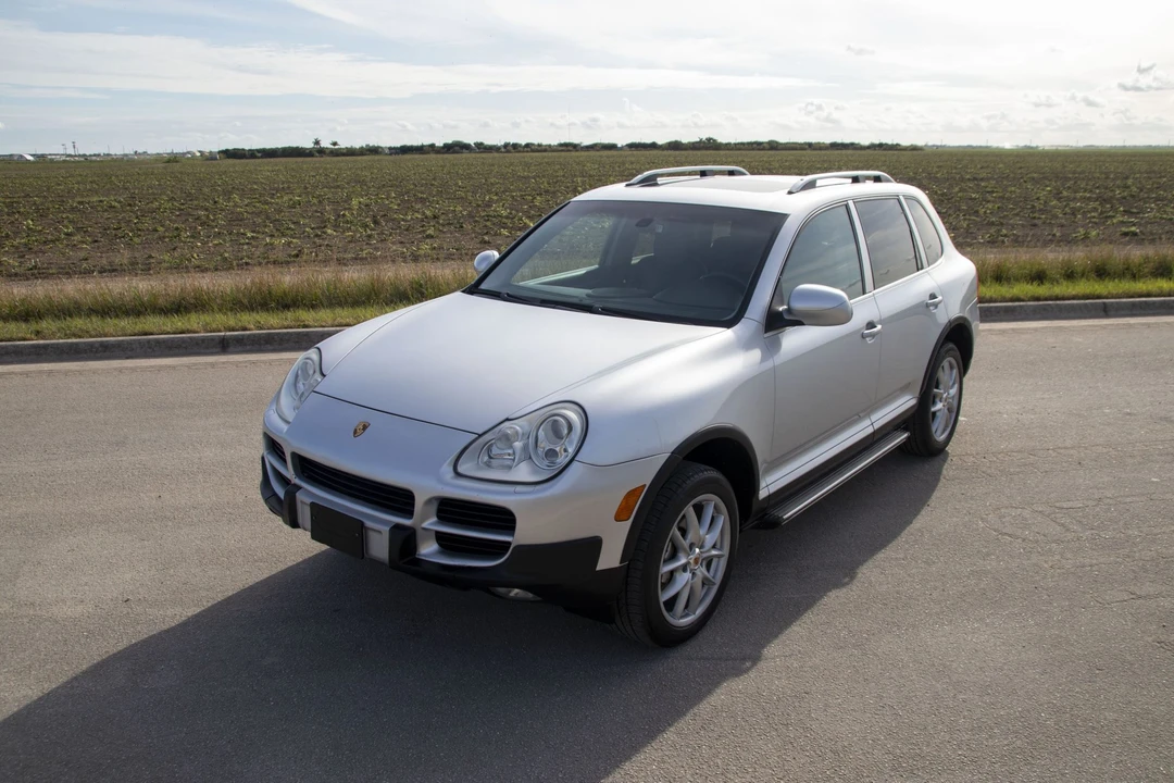 2004 Porsche 955/957 Cayenne S - Image 2 of 31