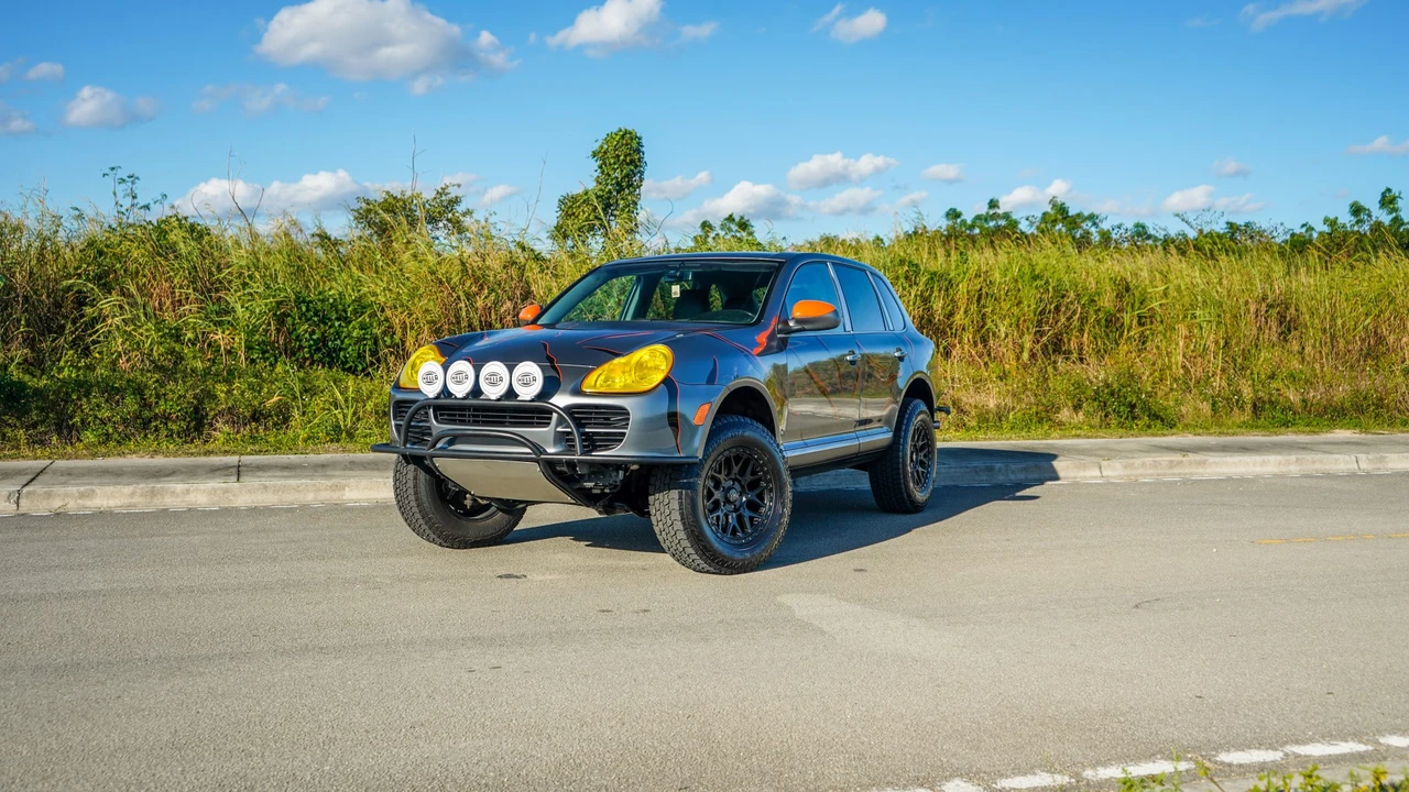 2004 Porsche 955/957 Cayenne S - Image 18 of 31