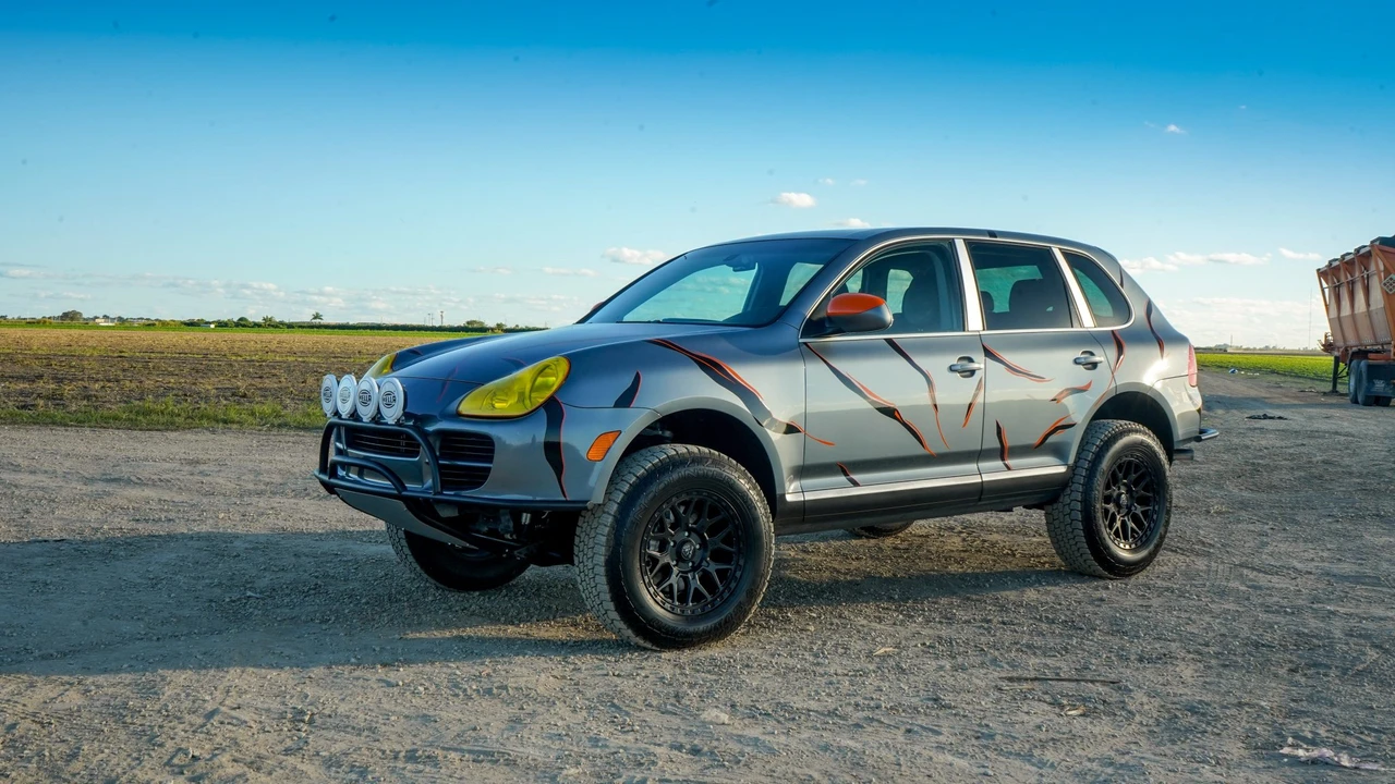2004 Porsche 955/957 Cayenne S - Image 11 of 31