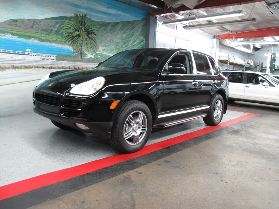 2004 Porsche 955/957 Cayenne S - Image 2 of 31
