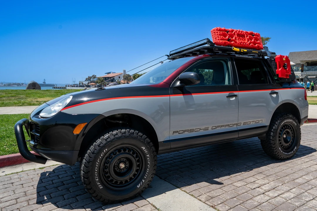 2004 Porsche 955/957 Cayenne S - Image 9 of 31