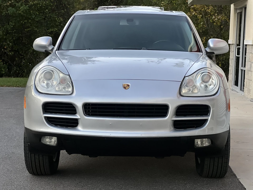 2004 Porsche 955/957 Cayenne S - Image 2 of 31