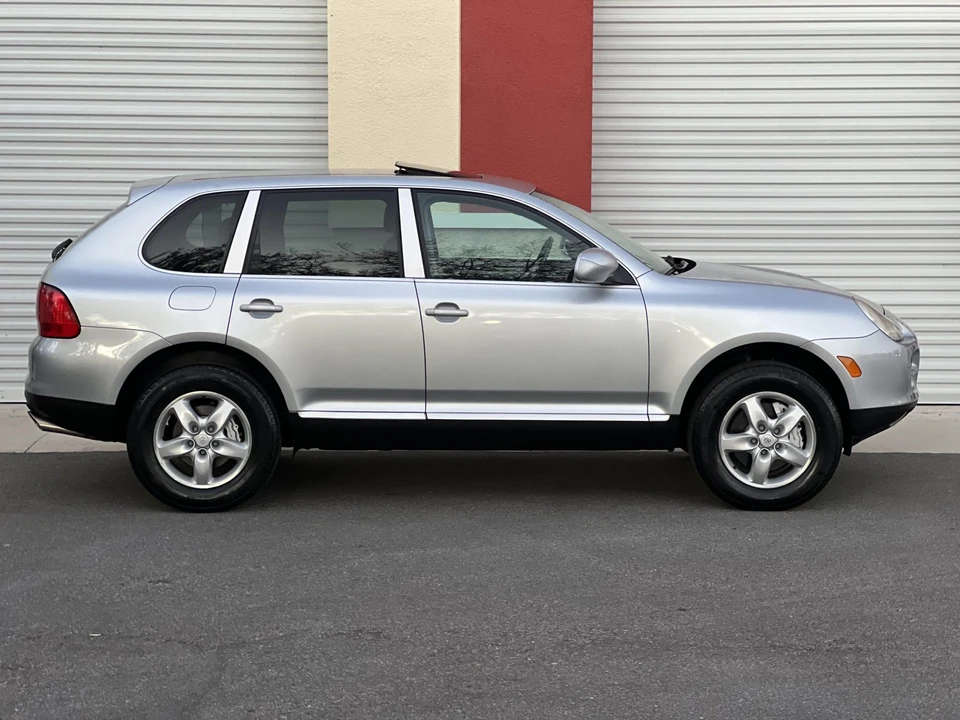 2004 Porsche 955/957 Cayenne S - Image 13 of 31