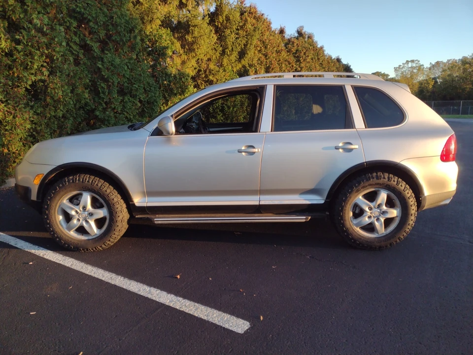 2004 Porsche 955/957 Cayenne S - Image 8 of 11