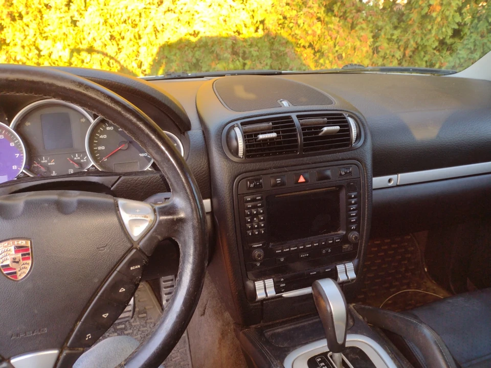 2004 Porsche 955/957 Cayenne S - Image 10 of 11