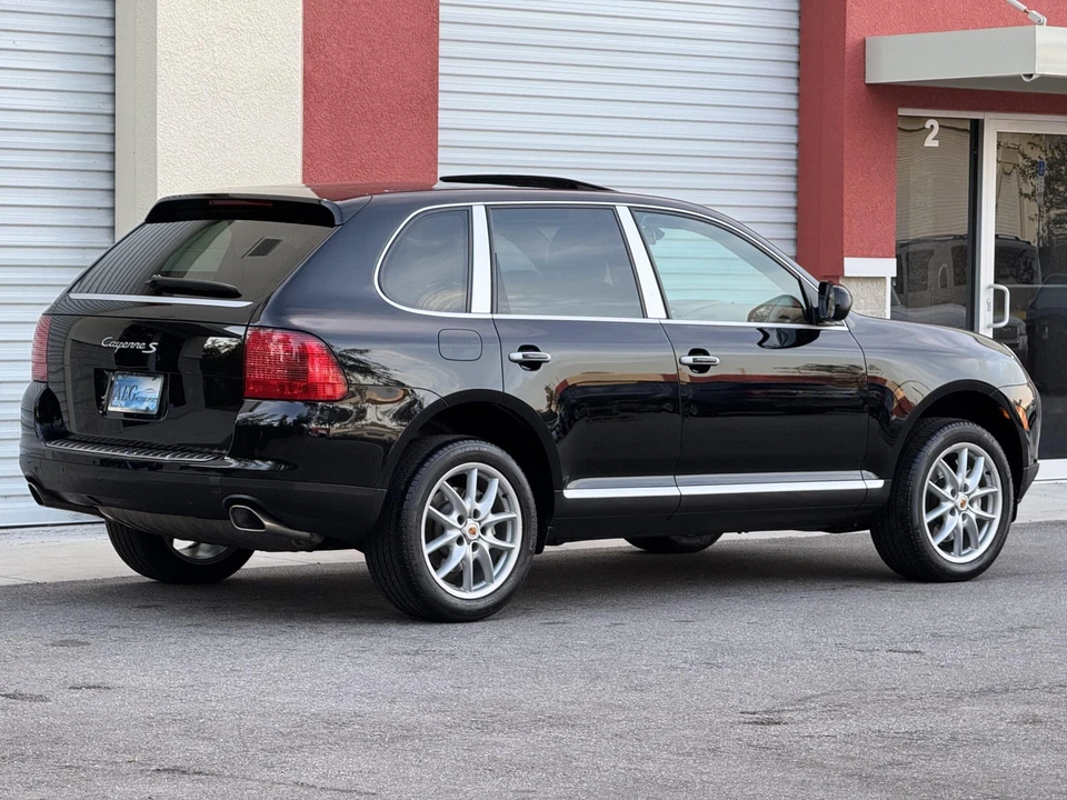 2004 Porsche 955/957 Cayenne S - Image 9 of 31