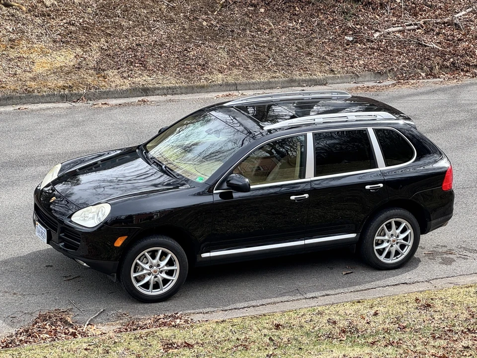 2004 Porsche 955/957 Cayenne S - Image 2 of 31
