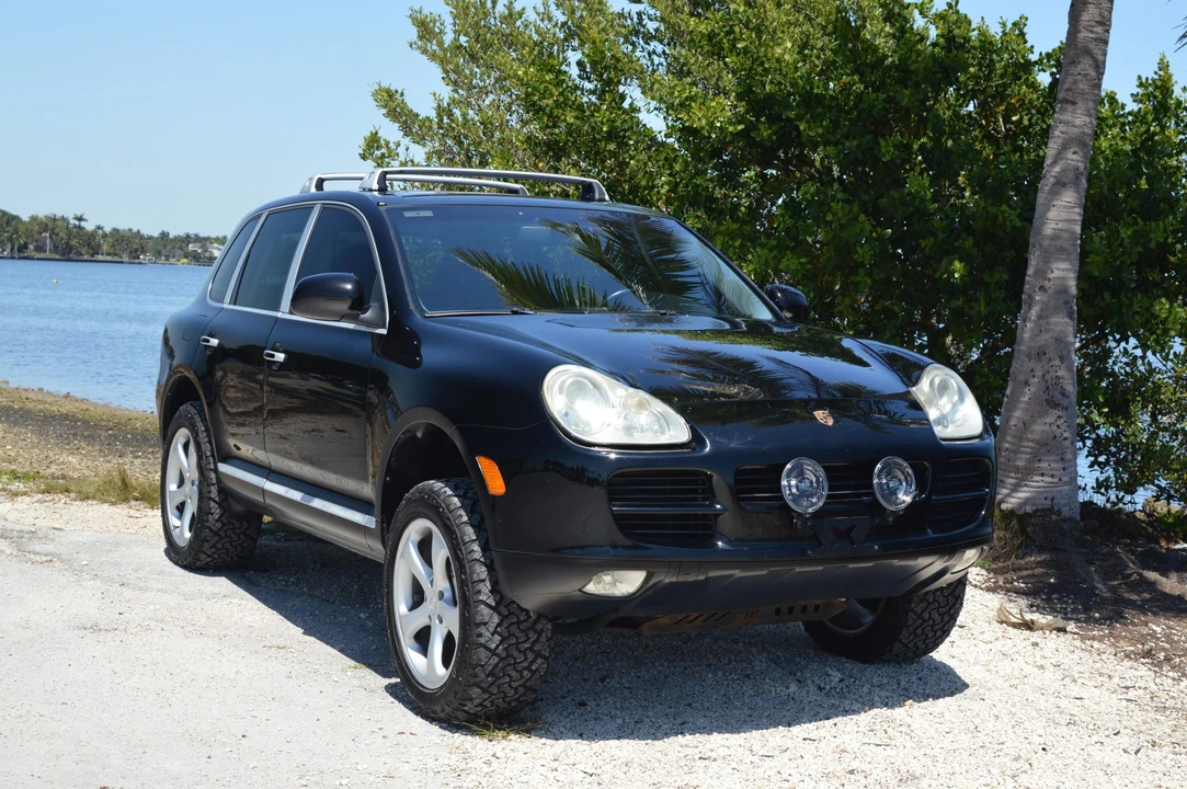 2004 Porsche 955/957 Cayenne S - Image 9 of 31