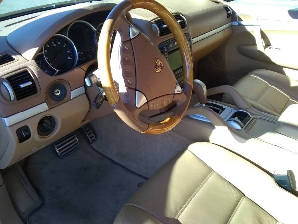 2004 Porsche 955/957 Cayenne S - Image 9 of 14