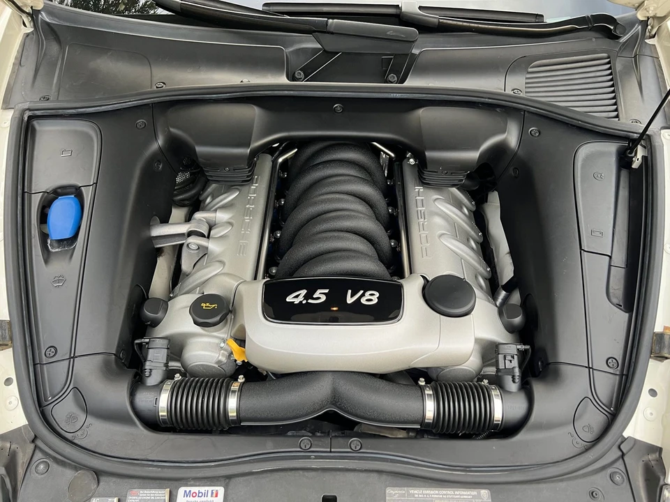 2004 Porsche 955/957 Cayenne S - Image 4 of 12