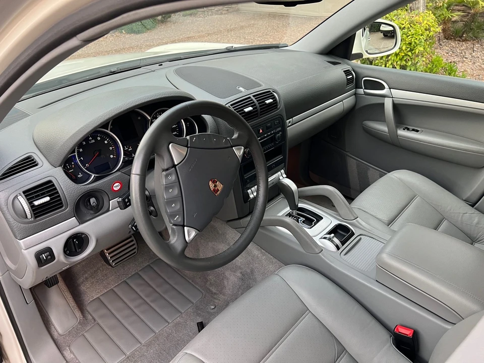 2004 Porsche 955/957 Cayenne S - Image 7 of 12