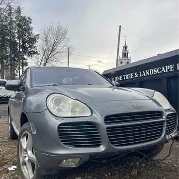 2004 Porsche Cayenne
