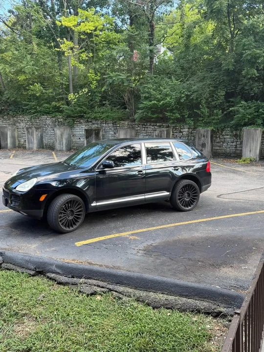 2004 Porsche 955/957 Cayenne - Image 2 of 3