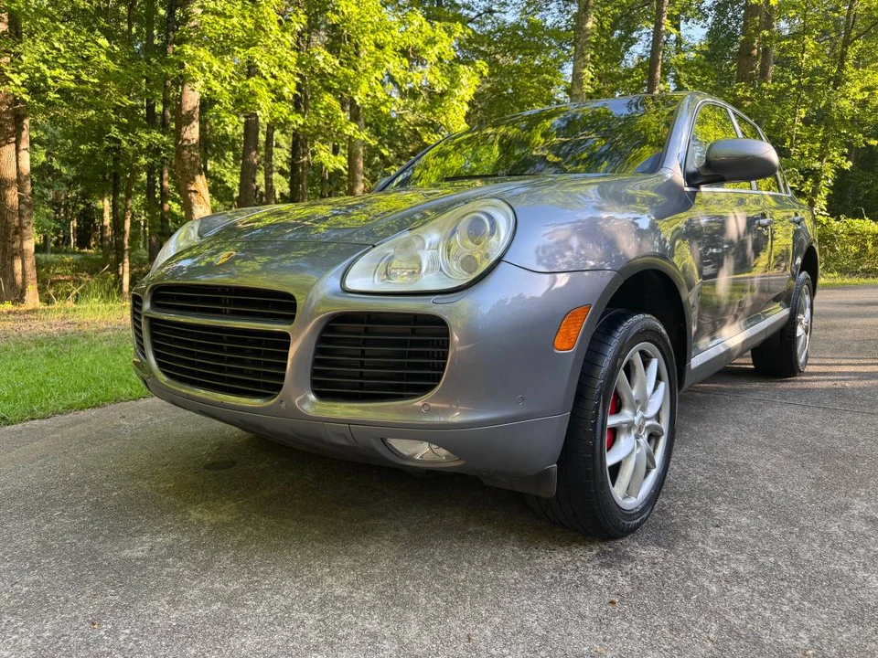 2004 Porsche 955/957 Cayenne Turbo - Image 2 of 7