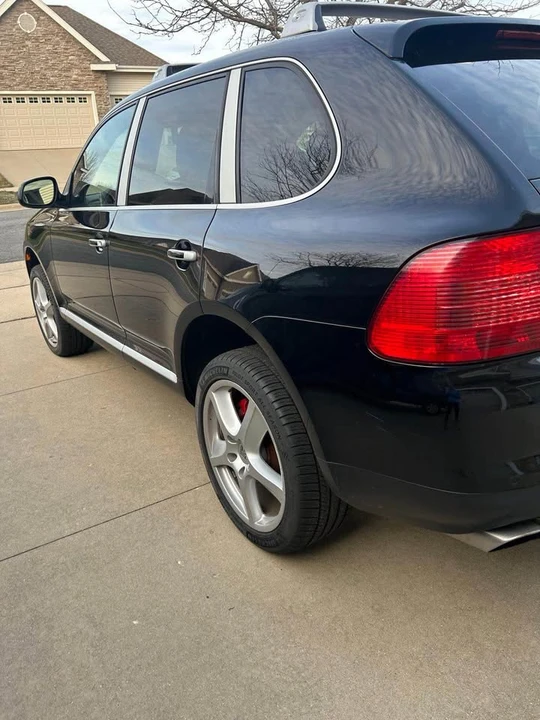 2004 Porsche 955/957 Cayenne Turbo - Image 3 of 4
