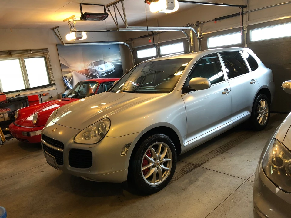 2004 Porsche 955/957 Cayenne Turbo - Image 15 of 17