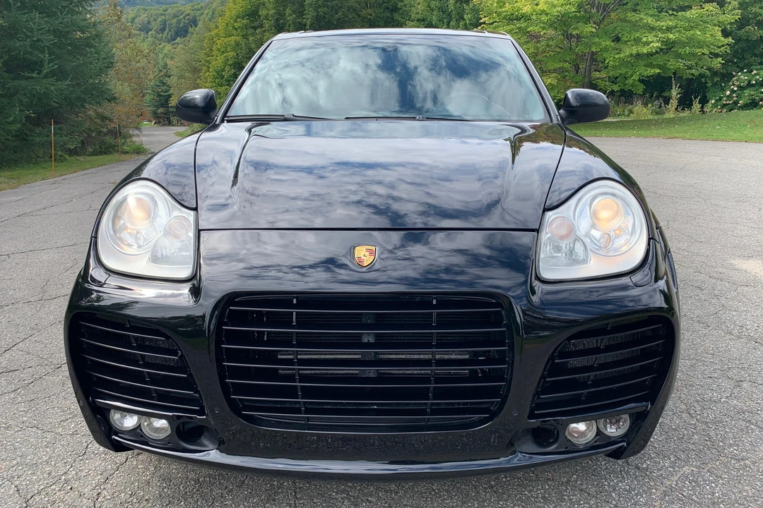 2004 Porsche 955/957 Cayenne Turbo - Image 2 of 31
