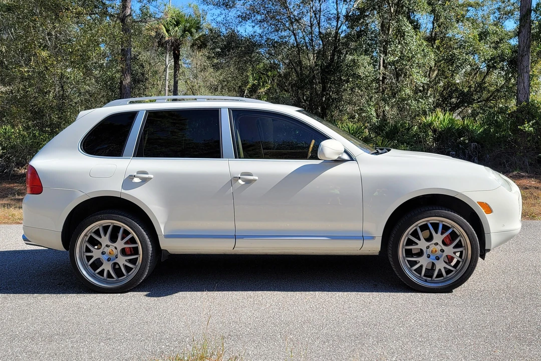 2004 Porsche 955/957 Cayenne Turbo - Image 10 of 31