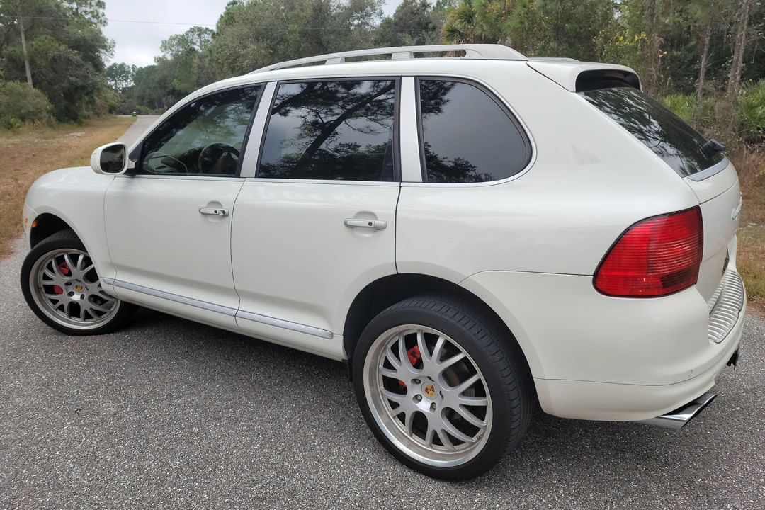 2004 Porsche 955/957 Cayenne Turbo - Image 4 of 31