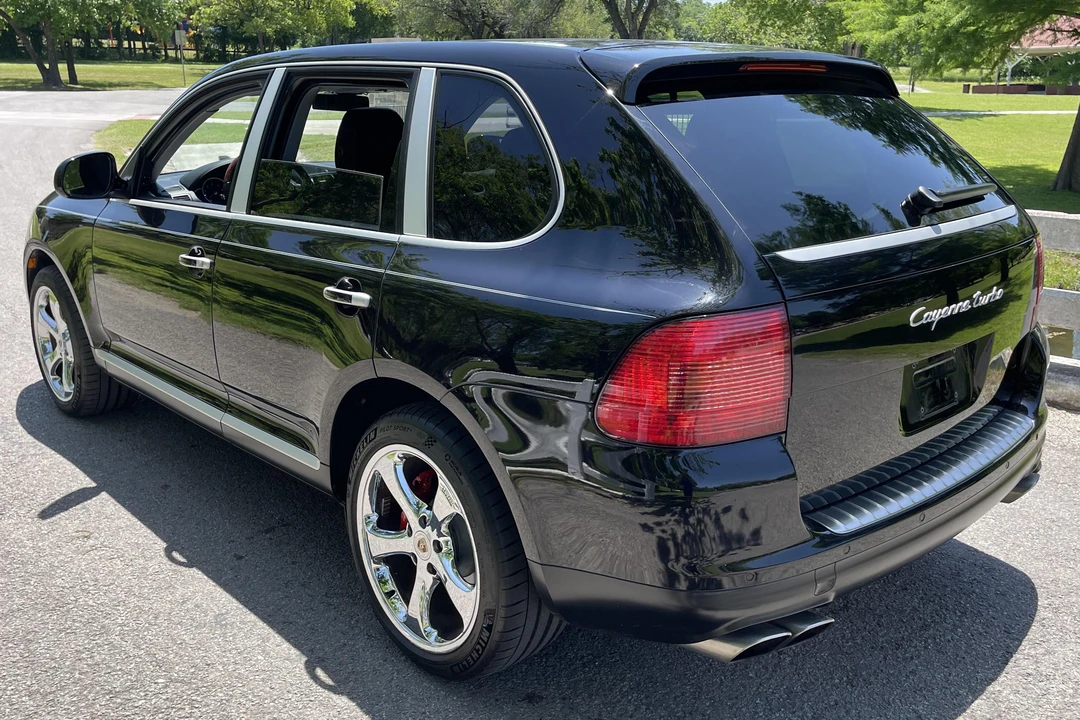 2004 Porsche 955/957 Cayenne Turbo - Image 3 of 31